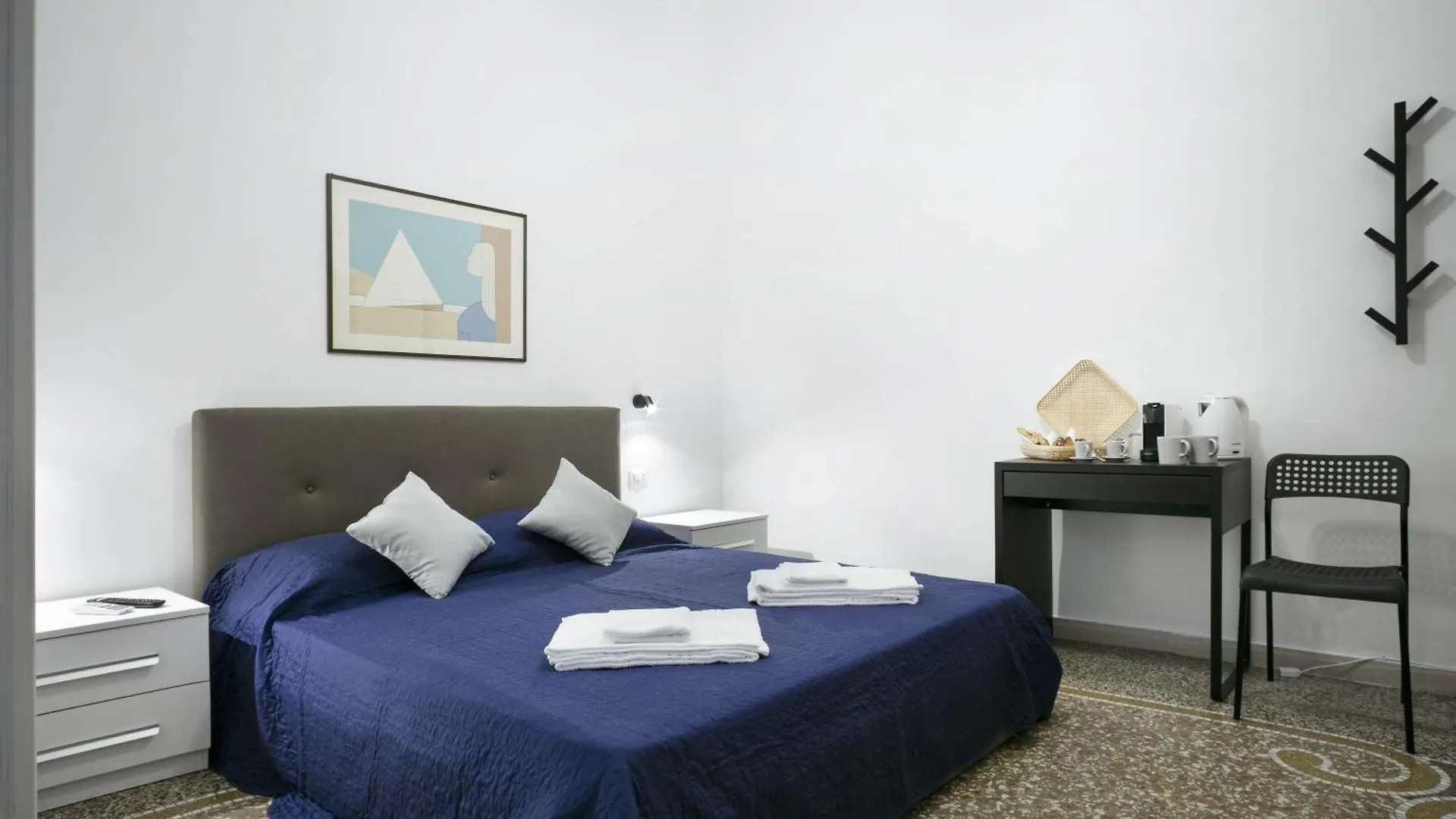 Guest house Lorenzo'S Rooms In Vatican Rome Italy